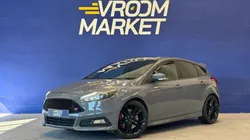 Ford Focus ST 2.0 TDCi 185ch - Toit ouvrant - Sièges chauffants - Volant chauffant - Climatisation bi-zone - Feux Xenon
