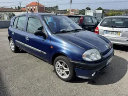Renault Clio 1.2i 8V
