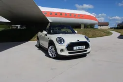 Mini CABRIO 1L5 T 136 CV COOPER GPS 3D CAMÉRA I-COKPIT FULL LED RE JA 17 PK HIVER BOITE AUTO
