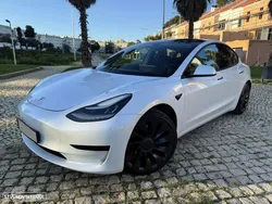 Tesla Model 3 Standard Range Plus RWD