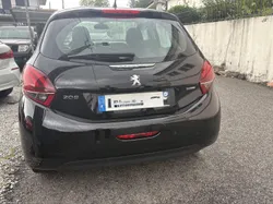Peugeot 208 1.2 turbo