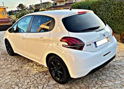 Peugeot 208 1.6 BlueHdi 100CV 2.L 12-2016 150.000klm Nacional