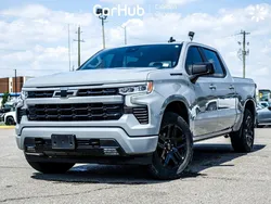 CHEVROLET SILVERADO 1500 RST 5.3 V8 355 ch 4x4 – Toit ouvrant – CarPlay – Écran 13,4” - TVA Récupérable