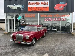 Mercedes benz w110 190 d heckflosse