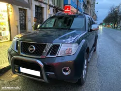Nissan Navara 2.5 dCi CD LE Hi-Tech 4WD
