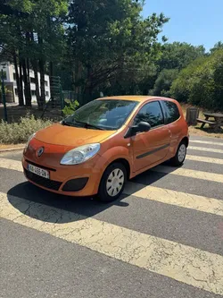 RENAULT TWINGO II 1.2 16v 75 Cv CONFORT / CT OK / IDÉAL JEUNE CONDUCTEUR / REPRISE POSSIBLE