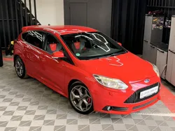 FORD FOCUS ST 2.0 SCTi EcoBoost 250 / Révisé - Pneus & Embrayage neuf