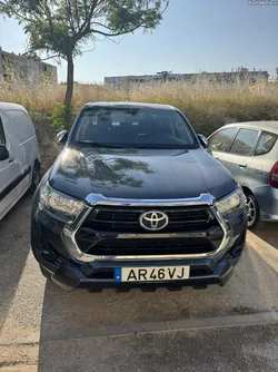 Toyota Hilux Tracker