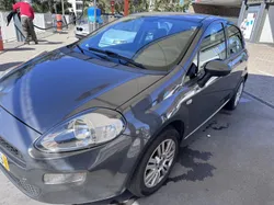 Fiat Punto 1.2 i - ano 2017
