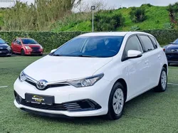 Toyota Auris 1.4 D4D ACTIVE + AC 90CV DIESEL 2015