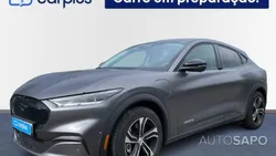Ford Mustang Mach-E AWD de 2023