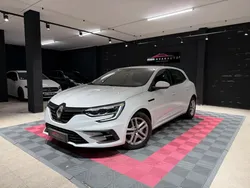 Renault MEGANE IV BERLINE Blue dCi 115 Air Nav - Suivi d'entretien complet