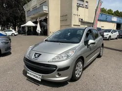 Peugeot 207 1.4 ESSENCE 90 CV EXECUTIVE