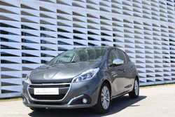 Peugeot 208 1.6 BlueHDi Style