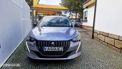 Peugeot 208 PureTech 75 Allure Pack