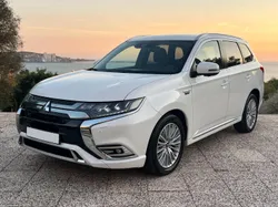 Mitsubishi Outlander 2.4 PHEV Instyle