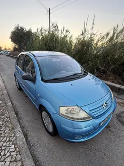 Citroën C3 Azul metalizado C/NOVO apenas 117.500kms