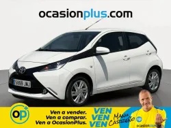 TOYOTA Aygo 1.0 VVT-i x-play Business