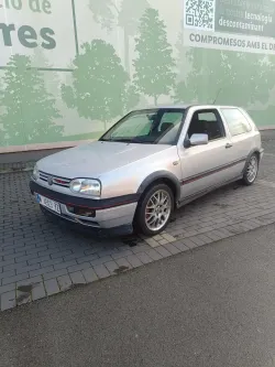 Volkswagen Golf GTI 2.0 GTI 8v 20 aniversario