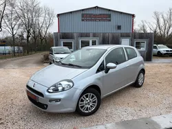 Fiat punto 1.2l 69ch italia / faible km / kit distribution fait pour la vente / revision tout filtres + bougies pour la vente