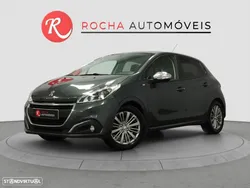 Peugeot 208 1.2 PureTech Signature