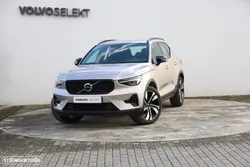 Volvo XC 40 1.5 T2 Plus Dark Auto