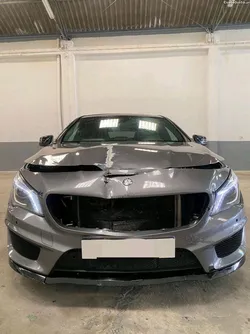 Mercedes-Benz CLA 220 AMG