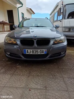 BMW 320 d Touring xDrive Auto