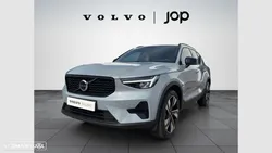 Volvo XC 40 2.0 B3 Plus Dark