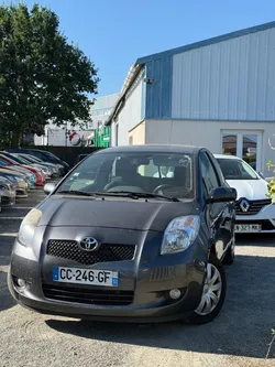 TOYOTA Yaris Luna 1.4 D-4D 90ch MOTEUR A CHAINE