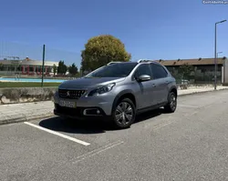 Peugeot 2008 1.5HDI Signature
