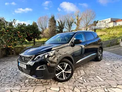 Peugeot 5008 1.2 PureTech Allure EAT8
