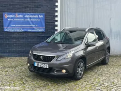 Peugeot 2008 1.2 PureTech Signature