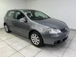VOLKSWAGEN GOLF V 1L6 FSI LE TOP DES MOTEUR idéal pour un jeune permis