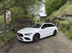 Mercedes-Benz CLA 250 AMG LINE