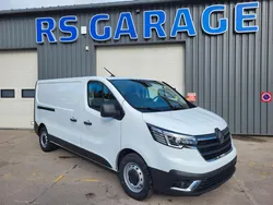 RENAULT TRAFIC L2H1 VAN ( FOURGON ) 3T 2.0 Blue DCI 170 AUTO ADVANCE 03 PLACES NEUF avec BOITE AUTO + CLIM AUTO + CAMÉRA DE RECUL + CARTE ACCES MAINS LIBRES + ANTIBROUILLARDS ( Prix Vente 29 990 HT )