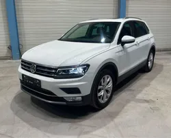 1er main VW Tiguan 2.0 TDI 150 CV TTES OPTS ACC GPS CARPLAY HAYON ELECTRIQUE ATTELAGE RDSO CUIR CAMÉRA AMBIANCE LUMINEUSE ETC