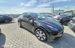 Tesla Model Y RWD