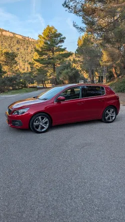 Peugeot 308 Phase 2 1.2 Puretech 130Cv Finition Allure (Distribution Neuve)