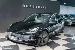 Tesla Model 3 AWD Dual Motor Performance