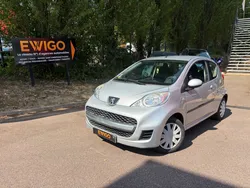 PEUGEOT 107 1.0 70Ch ACTIVE BOITE AUTOMATIQUE - CLIMATISATION VITRES AVANT ELEC POSTE RADIO MOTEUR à CHAINE