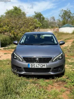 Peugeot 308 1.5 BlueHDI EAT8