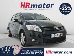 TOYOTA Auris 2.0D-4D Active