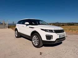 Land Rover évoque