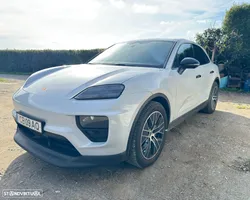Porsche Macan Standard