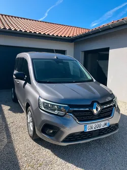Renault kangoo 1,5 blue dci 95 ch equilibre