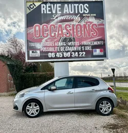 PEUGEOT 208 1.6 BLUEHDI 100 CH FINITION STYLE 01/2018 121756 KM 9990e GARANTIE 6 MOIS TOTALE POSSIBILITÉ D'EXTENSION DE GARANTIE DE 48 MOIS REPRISE / FINANCEMENT POSSIBLE