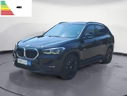 BMW X1 sDrive18i Sport Line Panorama Klimaaut. PDC el.Sitze Sitzheizung