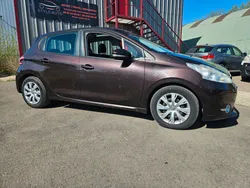Peugeot 208 1.4l 70cv ✅️boite auto ✅️ 1er main