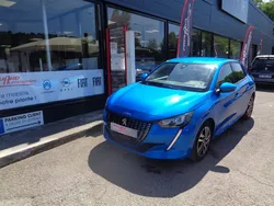 Peugeot 208 1.2 thp 100 eat8 roadtrip